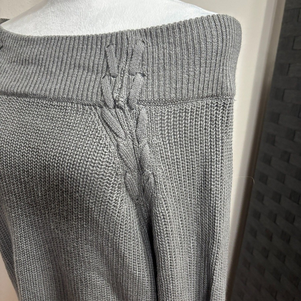 NY & Co Soho Jeans Sweater Gray Off Shoulder Cable Knit Boho Minimalist Casual M - Picture 3 of 10